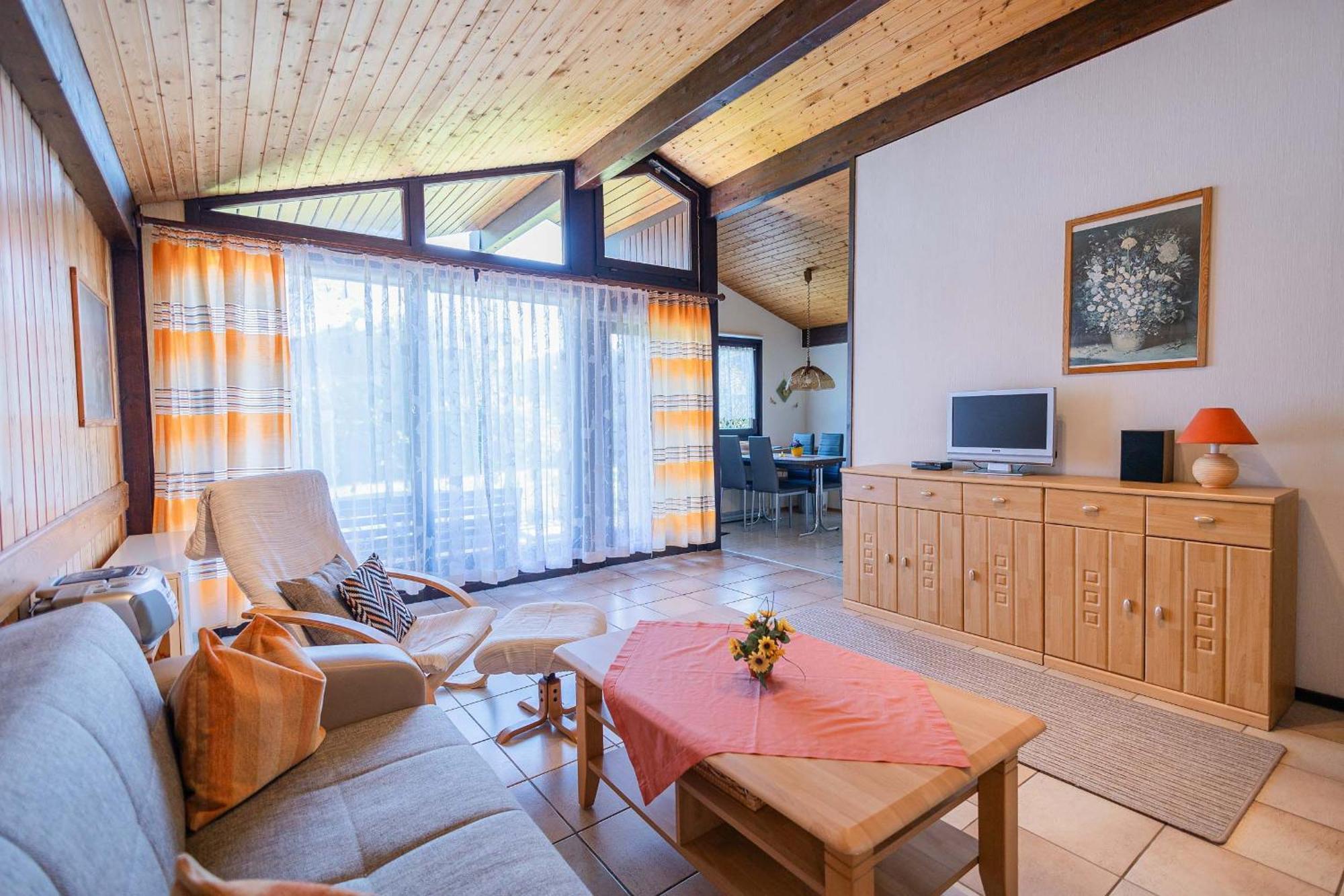 Ferienwohnpark Immenstaad Am Bodensee Satteldachhaus Typ 9 Sd 57 ภายนอก รูปภาพ